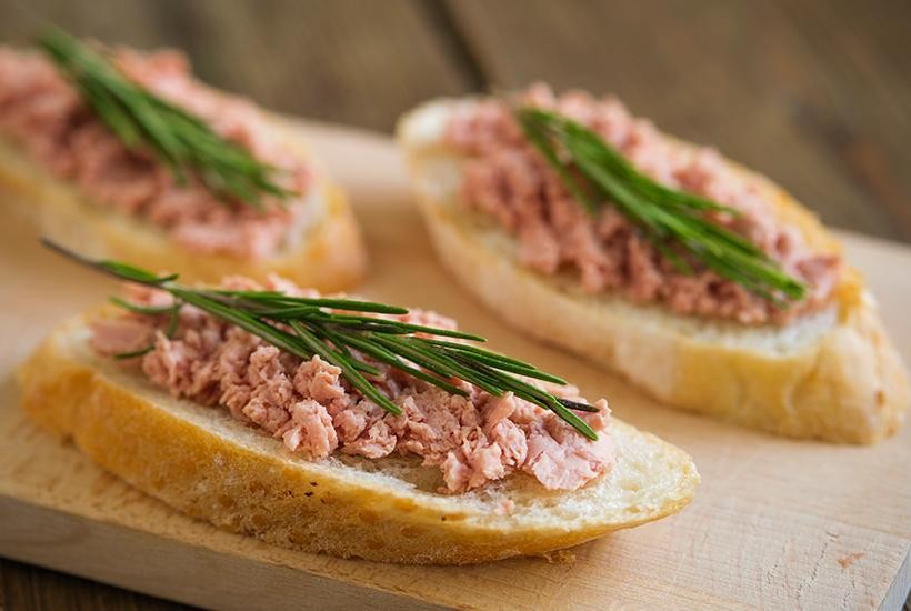 ИЗДЕЛИЯ МЯСНЫЕ В ЖЕЛЕ, ПАШТЕТЫ